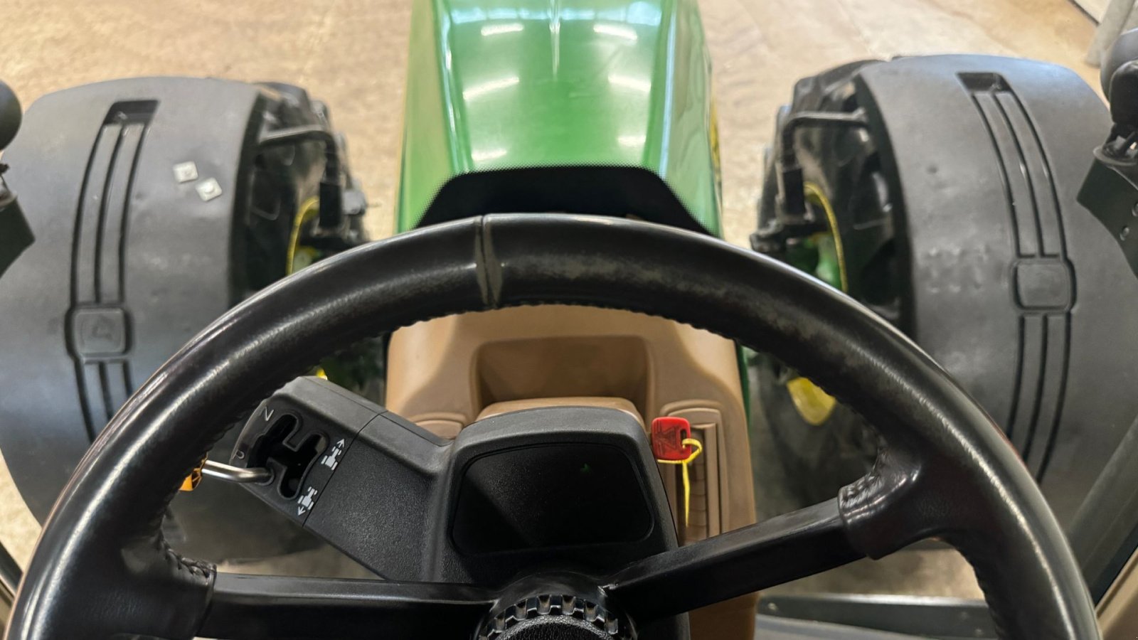 Traktor от тип John Deere 8530 Autopower, Gebrauchtmaschine в Haderup (Снимка 18)