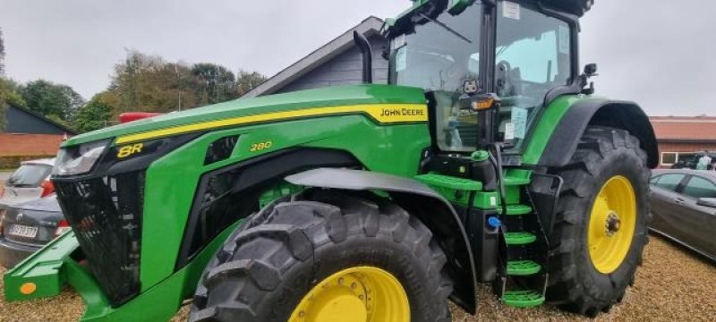 Traktor des Typs John Deere 8R 280, Gebrauchtmaschine in Videbæk (Bild 1)