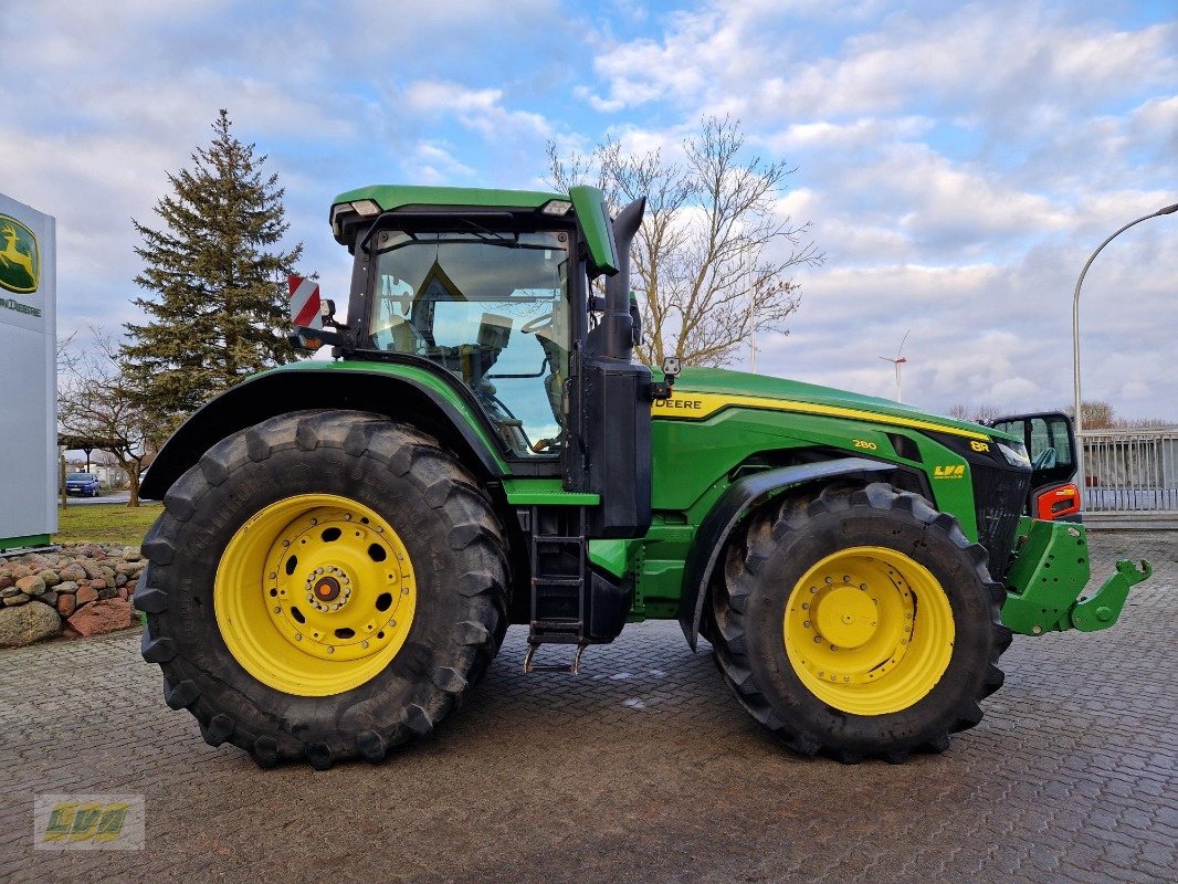 Traktor of the type John Deere 8R 280, Gebrauchtmaschine in Schenkenberg (Picture 7)