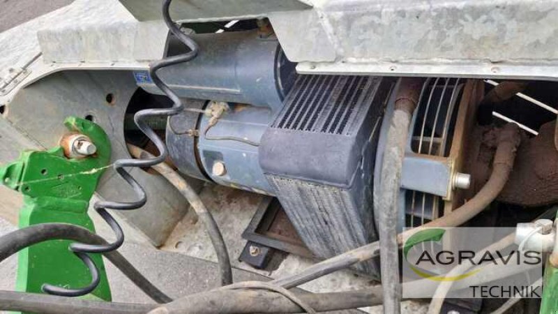 Traktor типа John Deere 8R 310, Gebrauchtmaschine в Melle-Wellingholzhausen (Фотография 14)