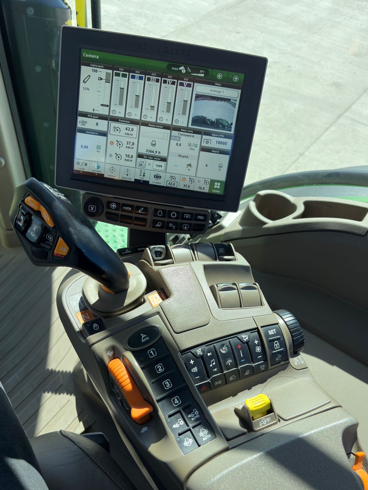 Traktor Türe ait John Deere 8R 310, Gebrauchtmaschine içinde Orţişoara (resim 10)