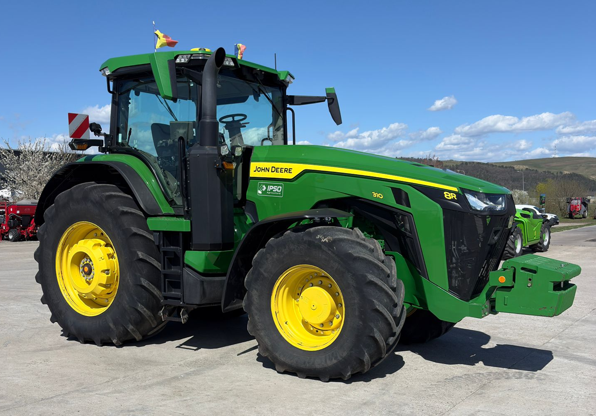 Traktor Türe ait John Deere 8R 310, Gebrauchtmaschine içinde Orţişoara (resim 3)