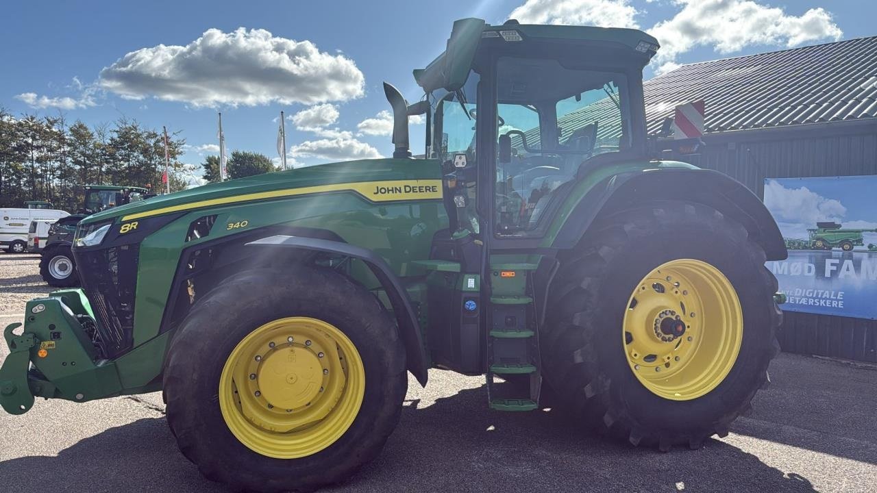Traktor typu John Deere 8R 340, Gebrauchtmaschine w Saksøbing (Zdjęcie 10)