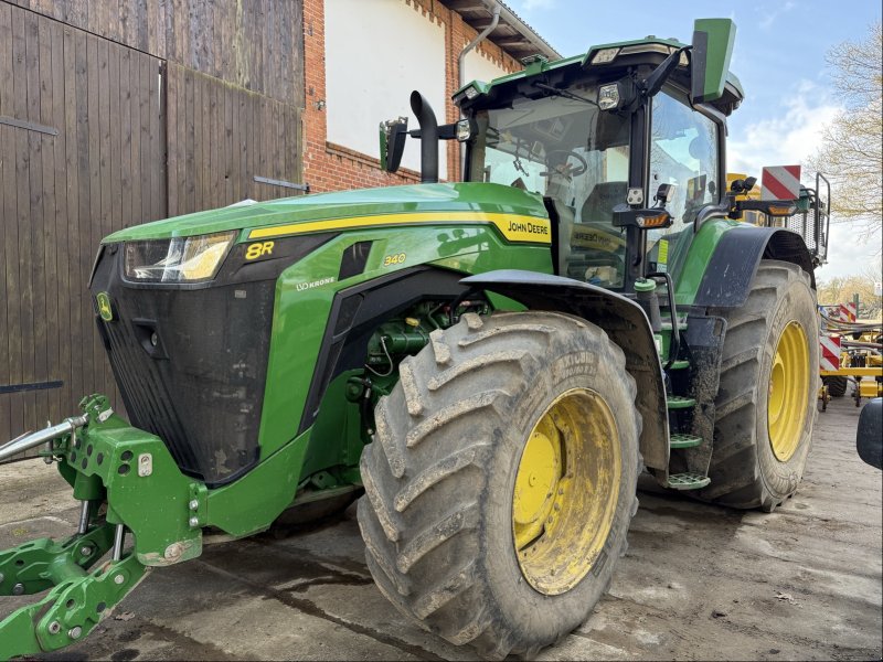 Traktor типа John Deere 8R 340, Gebrauchtmaschine в Bützow