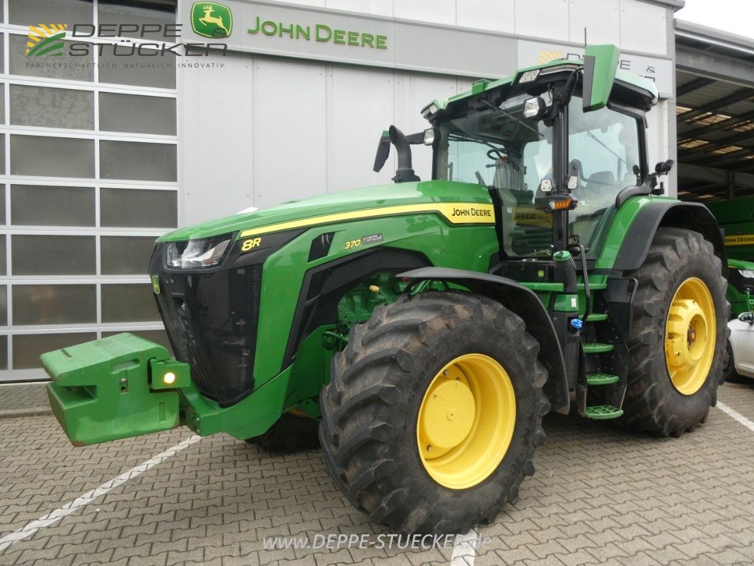 Traktor типа John Deere 8R 370 AutoTrac, Gebrauchtmaschine в Barnstädt (Фотография 1)
