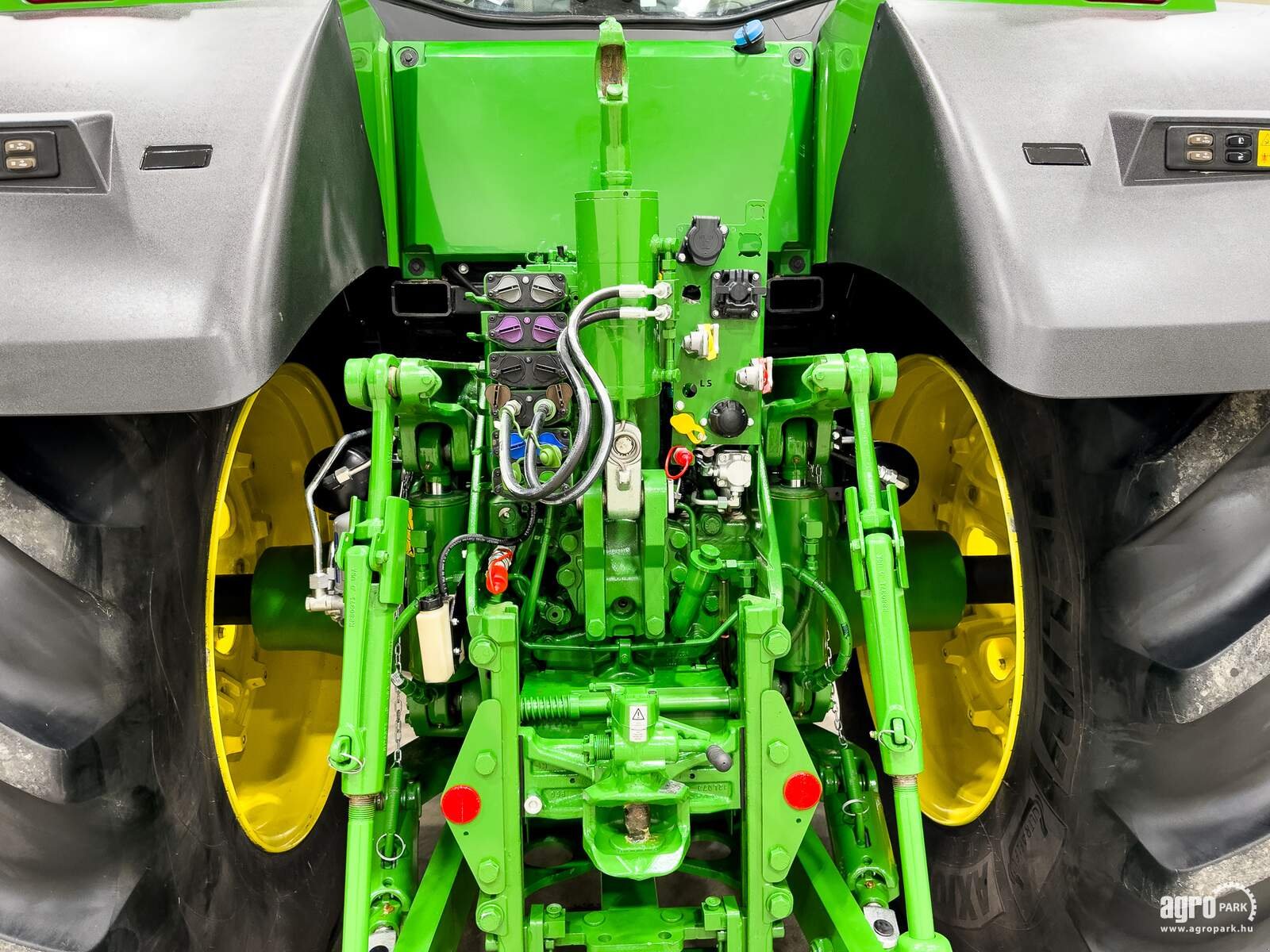 Traktor du type John Deere 8R 370 ILS, Gebrauchtmaschine en Csengele (Photo 7)