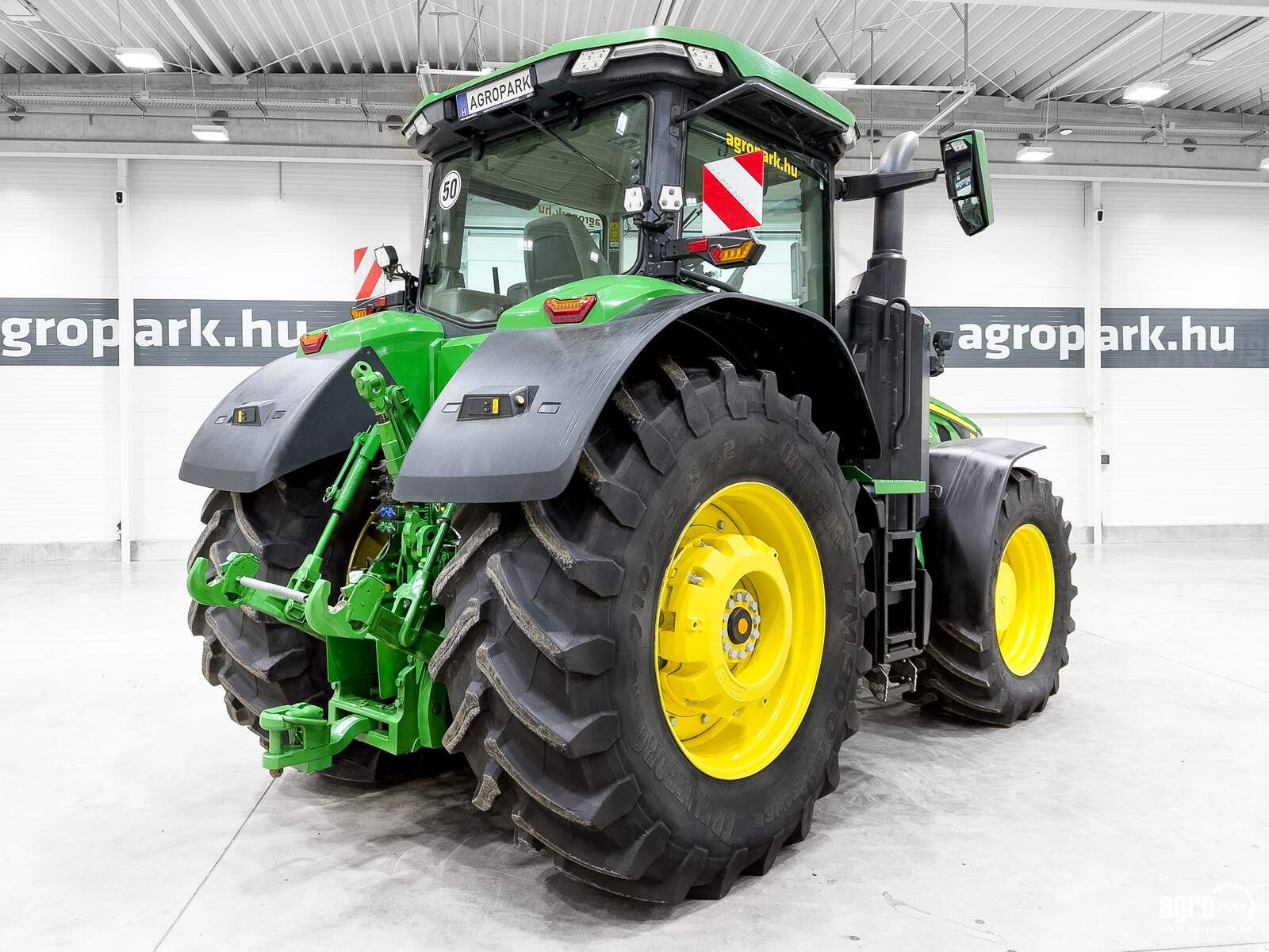 Traktor типа John Deere 8R 370 ILS, Gebrauchtmaschine в Csengele (Фотография 3)