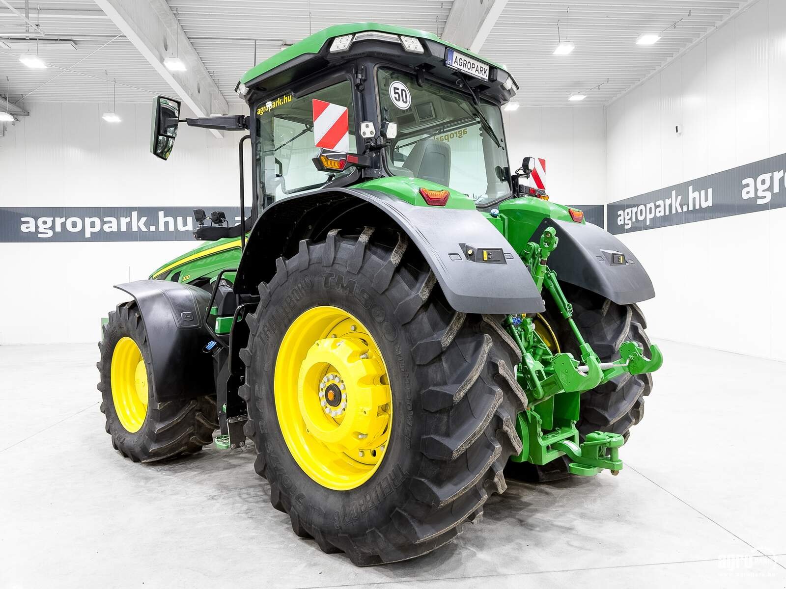 Traktor типа John Deere 8R 370 ILS, Gebrauchtmaschine в Csengele (Фотография 4)