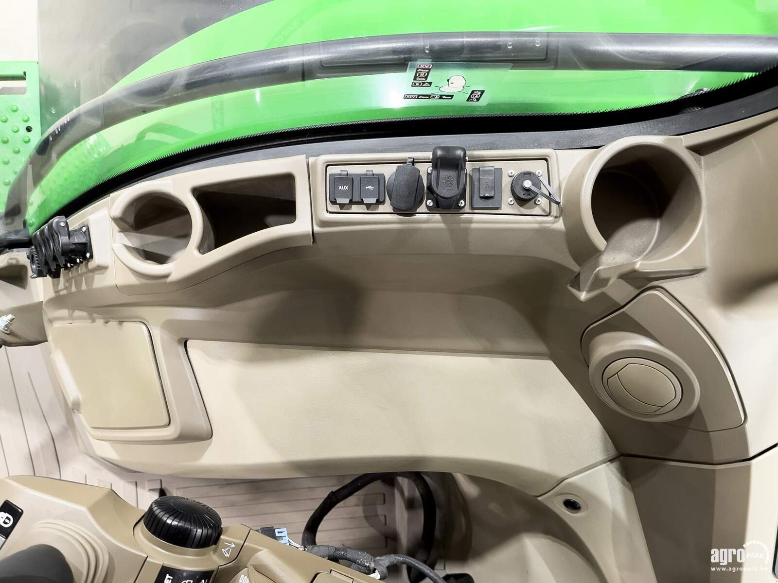 Traktor типа John Deere 8R 370 ILS, Gebrauchtmaschine в Csengele (Фотография 19)