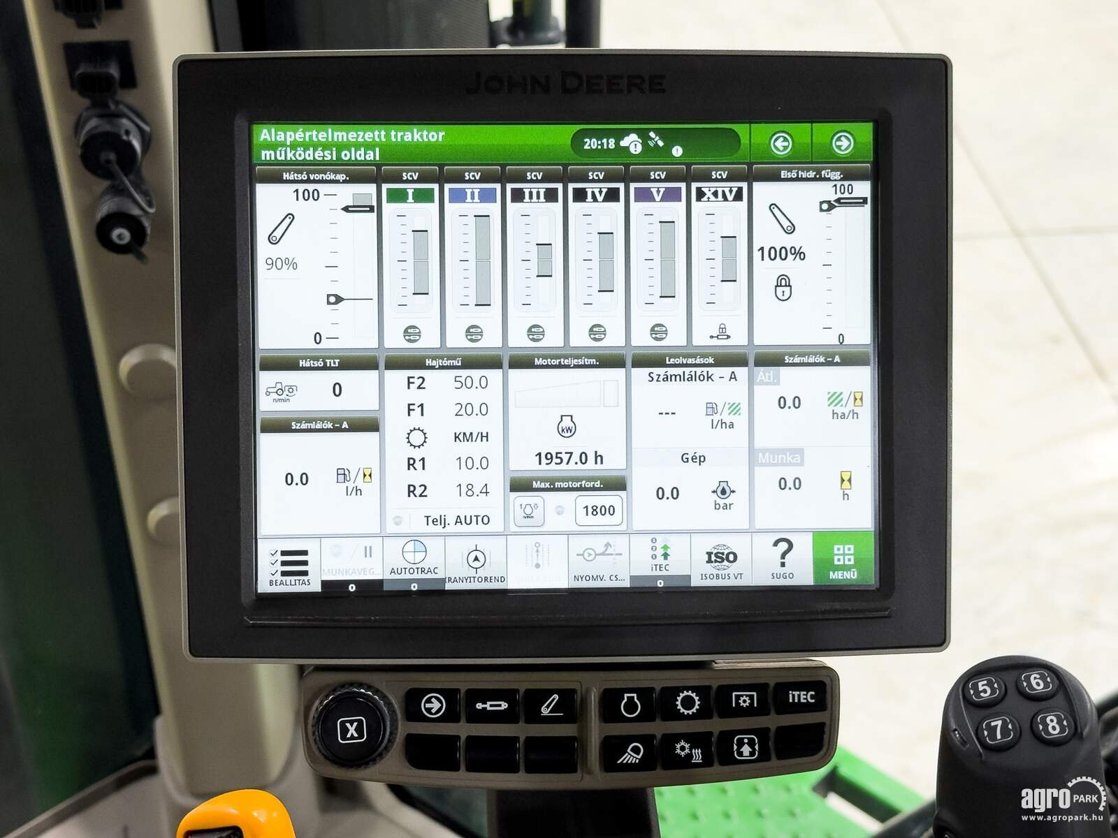 Traktor типа John Deere 8R 370 ILS, Gebrauchtmaschine в Csengele (Фотография 25)