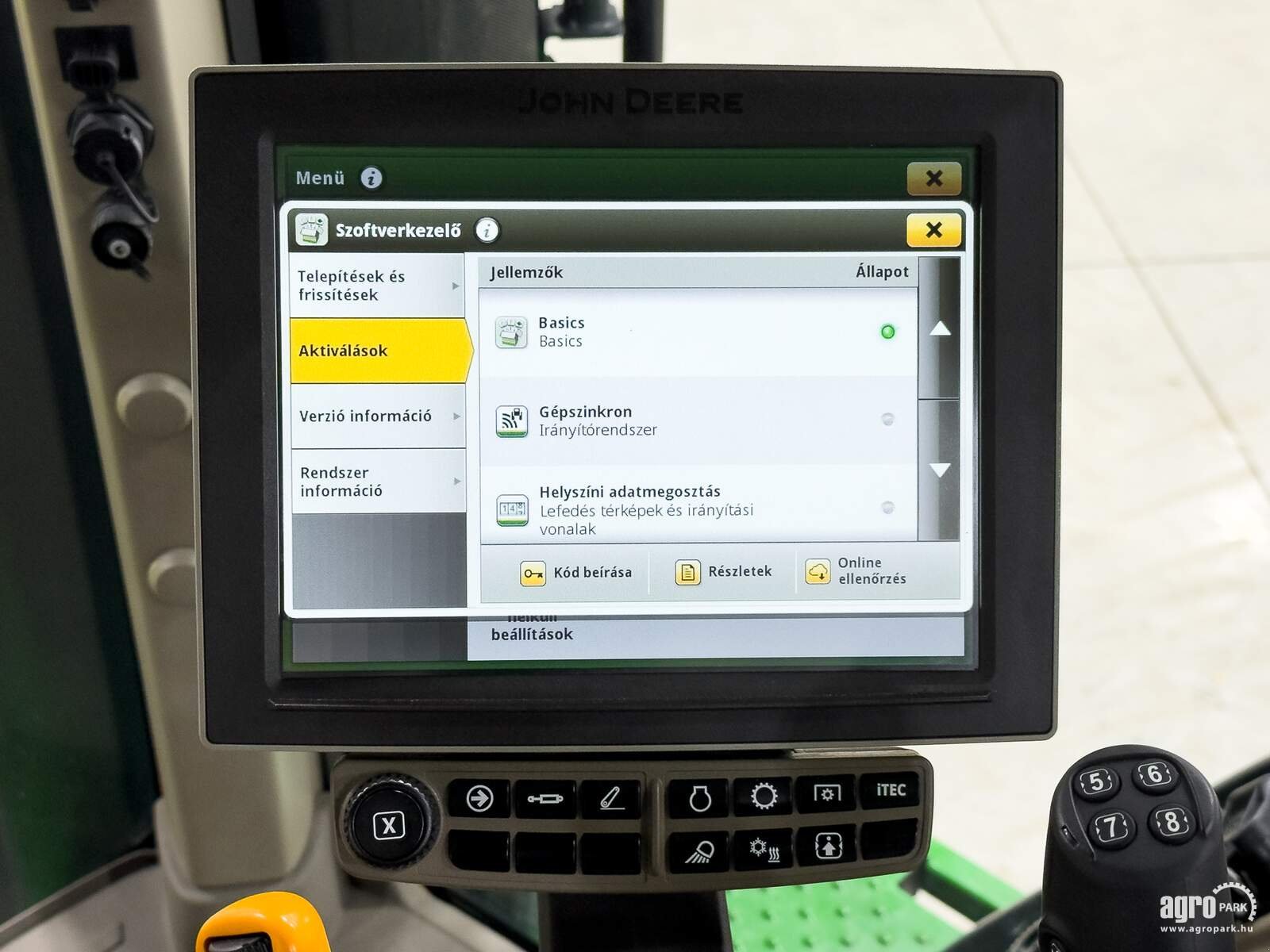 Traktor типа John Deere 8R 370 ILS, Gebrauchtmaschine в Csengele (Фотография 29)