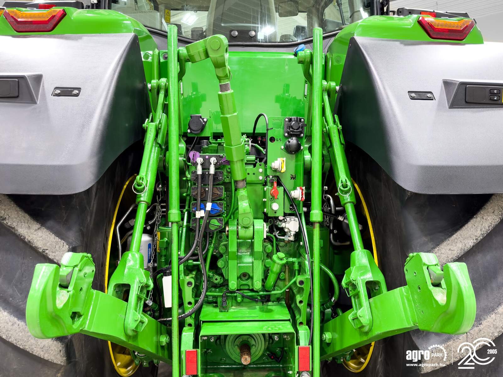 Traktor типа John Deere 8R 370 ILS, Gebrauchtmaschine в Csengele (Фотография 7)