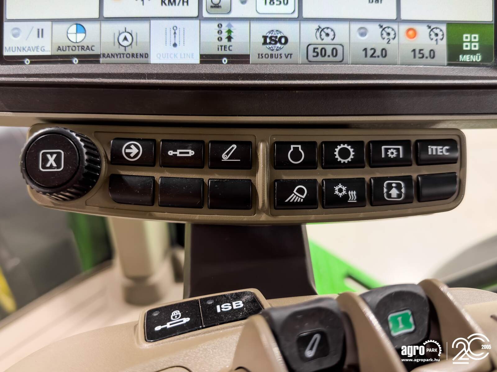 Traktor типа John Deere 8R 370 ILS, Gebrauchtmaschine в Csengele (Фотография 18)