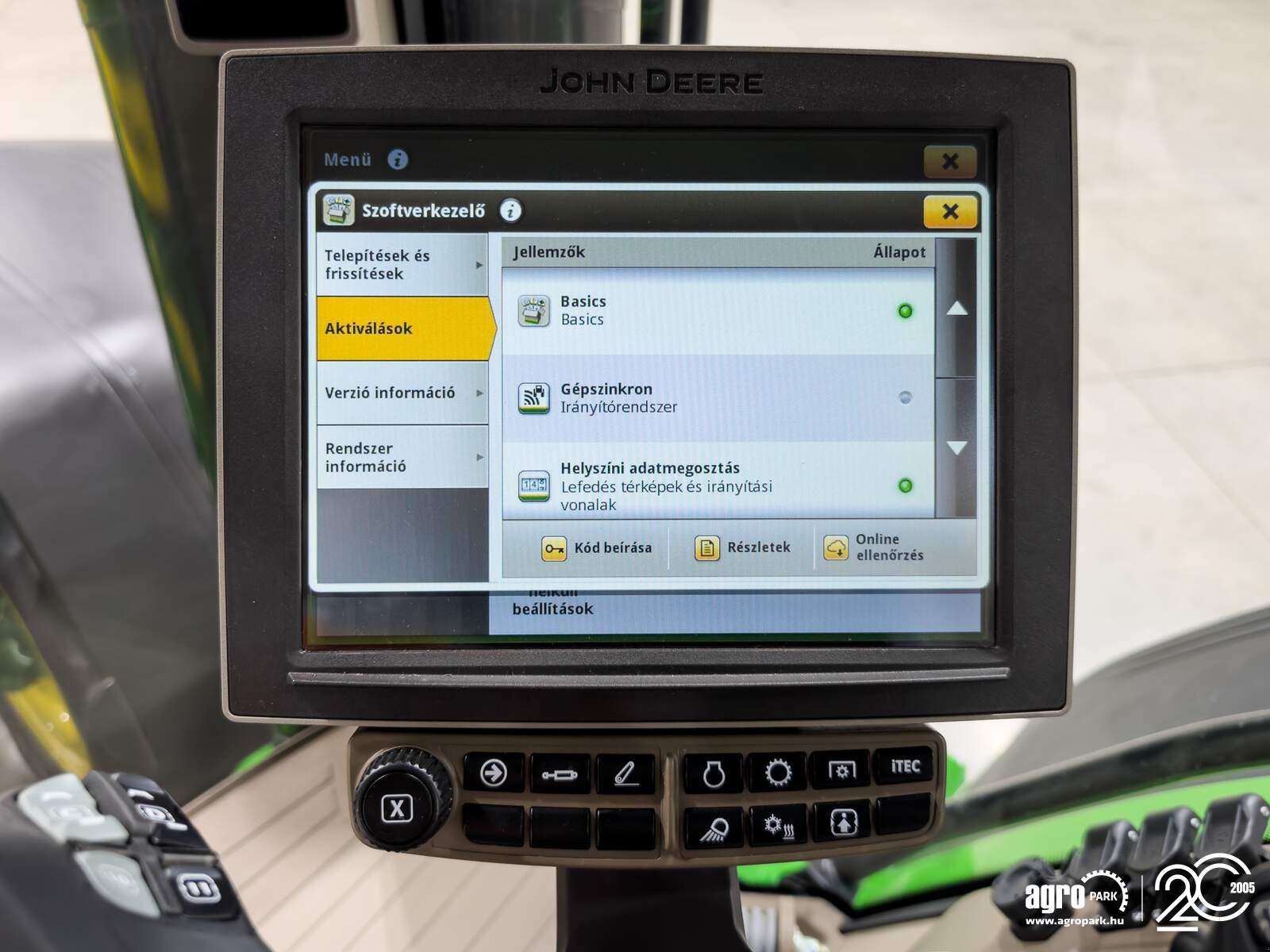 Traktor типа John Deere 8R 370 ILS, Gebrauchtmaschine в Csengele (Фотография 21)