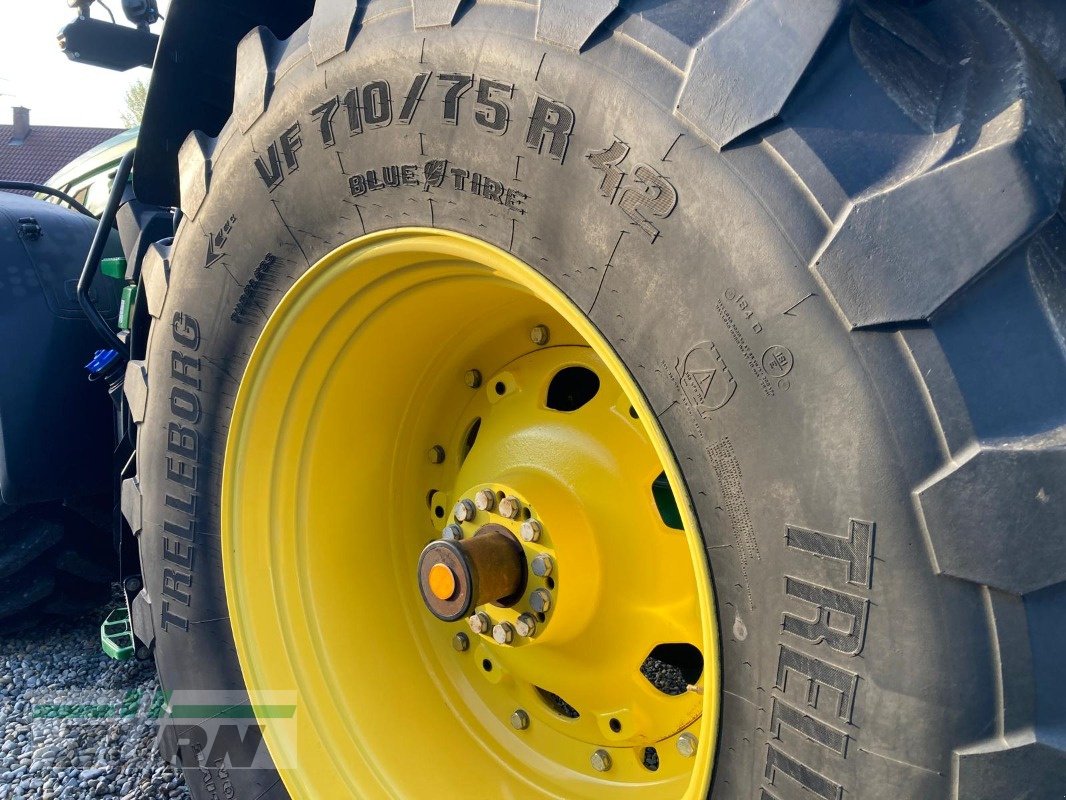 Traktor типа John Deere 8R 370 Stufenlos/Garantieverlängerung bis 2026, Gebrauchtmaschine в Kanzach (Фотография 16)