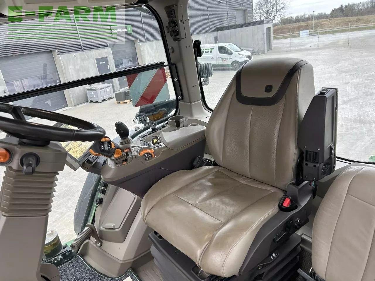 Traktor του τύπου John Deere 8r 370, Gebrauchtmaschine σε RANDERS SV (Φωτογραφία 13)