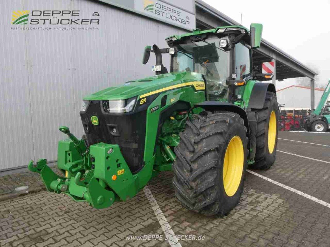 Traktor of the type John Deere 8R 370, Gebrauchtmaschine in Lauterberg/Barbis (Picture 2)