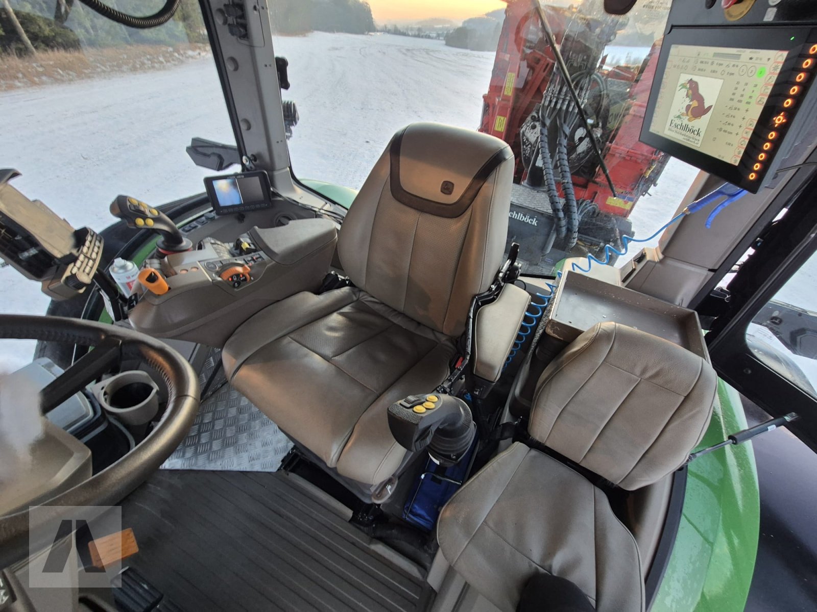 Traktor типа John Deere 8R 370, Gebrauchtmaschine в Lauterhofen (Фотография 9)