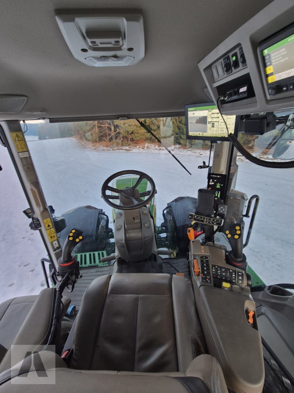 Traktor типа John Deere 8R 370, Gebrauchtmaschine в Lauterhofen (Фотография 17)