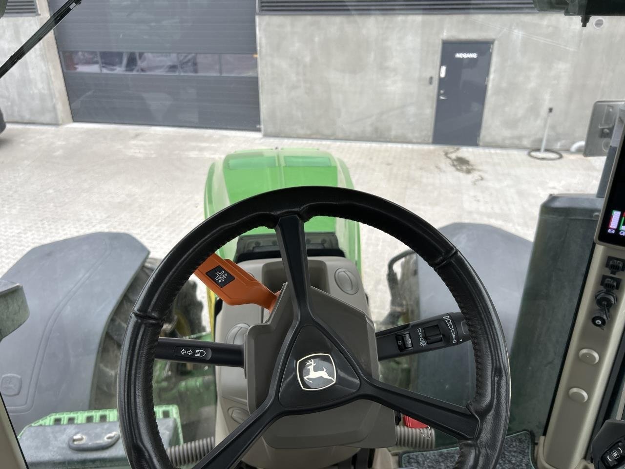 Traktor του τύπου John Deere 8R 370, Gebrauchtmaschine σε Randers SV (Φωτογραφία 4)