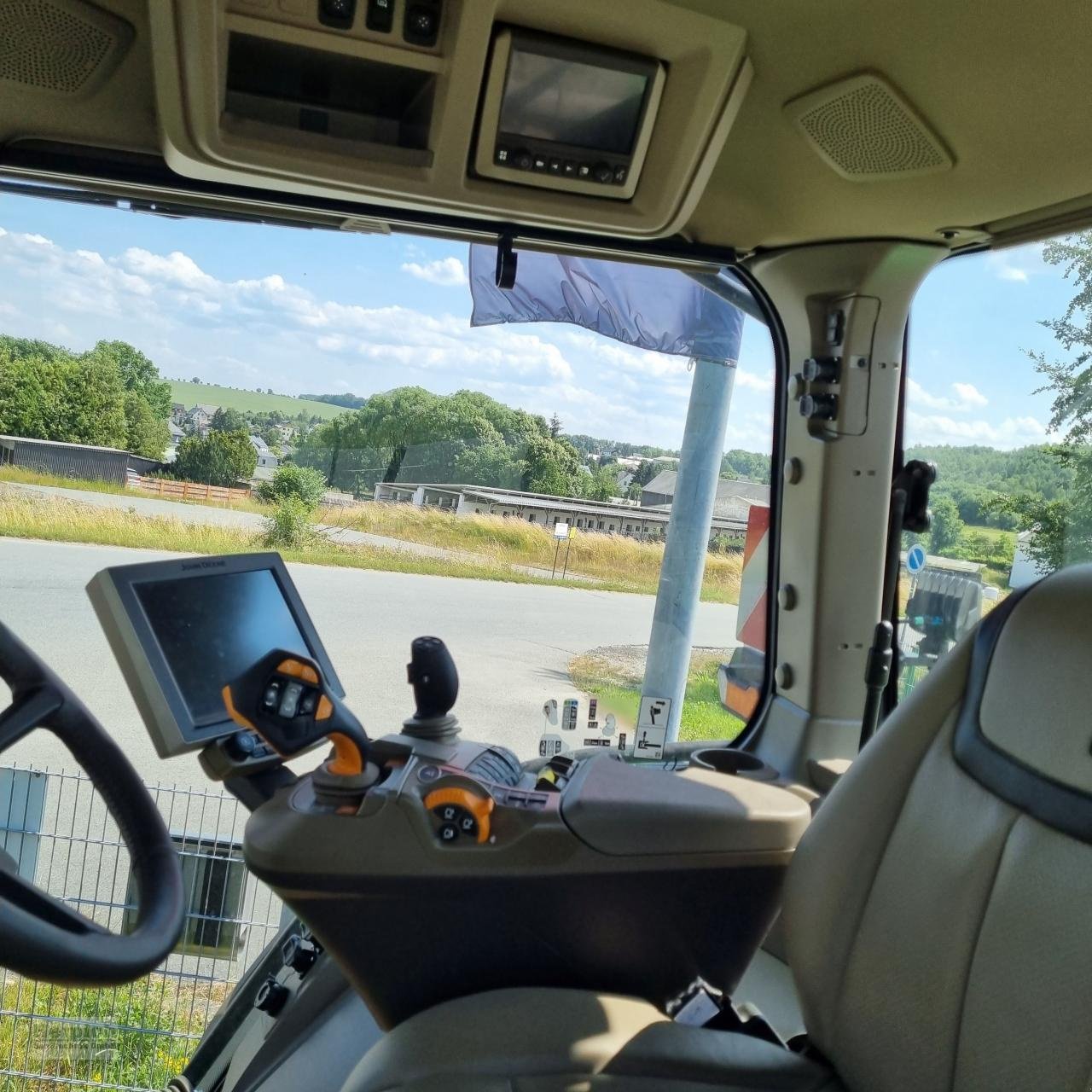 Traktor типа John Deere 8R 370, Gebrauchtmaschine в Drebach (Фотография 8)