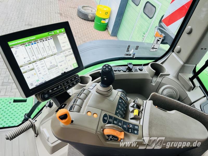 Traktor типа John Deere 8R 370, Gebrauchtmaschine в Sülzetal OT Altenweddingen (Фотография 11)
