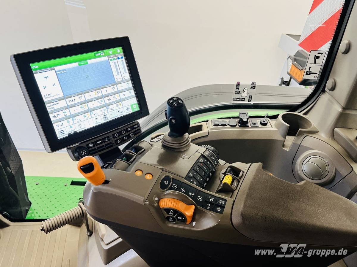 Traktor типа John Deere 8R 410, Gebrauchtmaschine в Sülzetal OT Altenweddingen (Фотография 11)