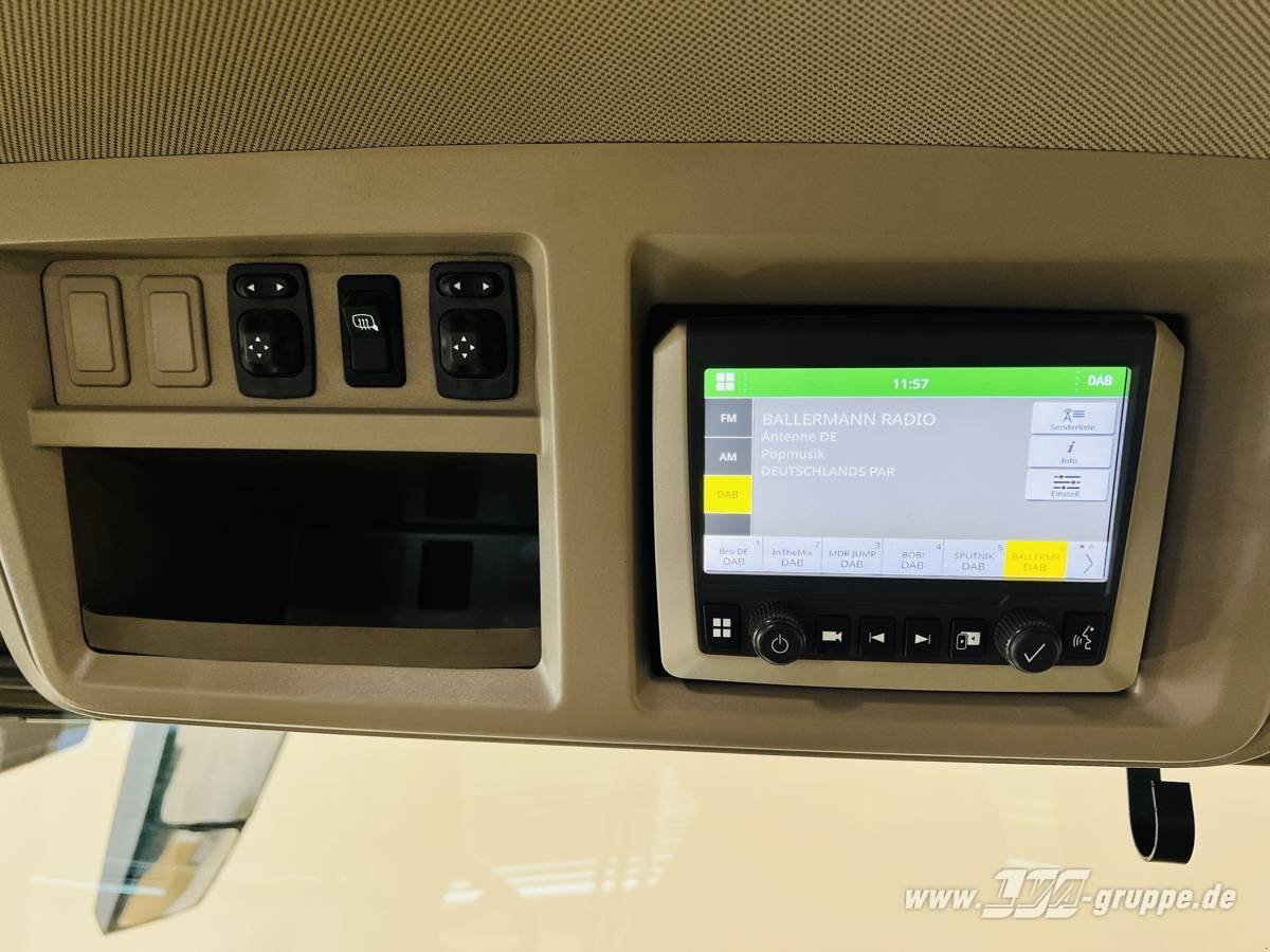 Traktor типа John Deere 8R 410, Gebrauchtmaschine в Sülzetal OT Altenweddingen (Фотография 21)