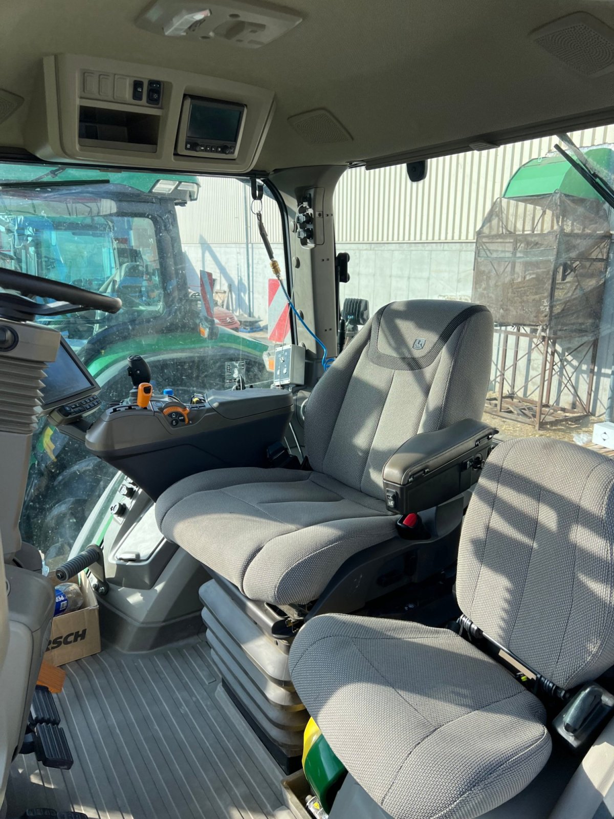 Traktor del tipo John Deere 8R 410, Gebrauchtmaschine en Unin (Imagen 3)