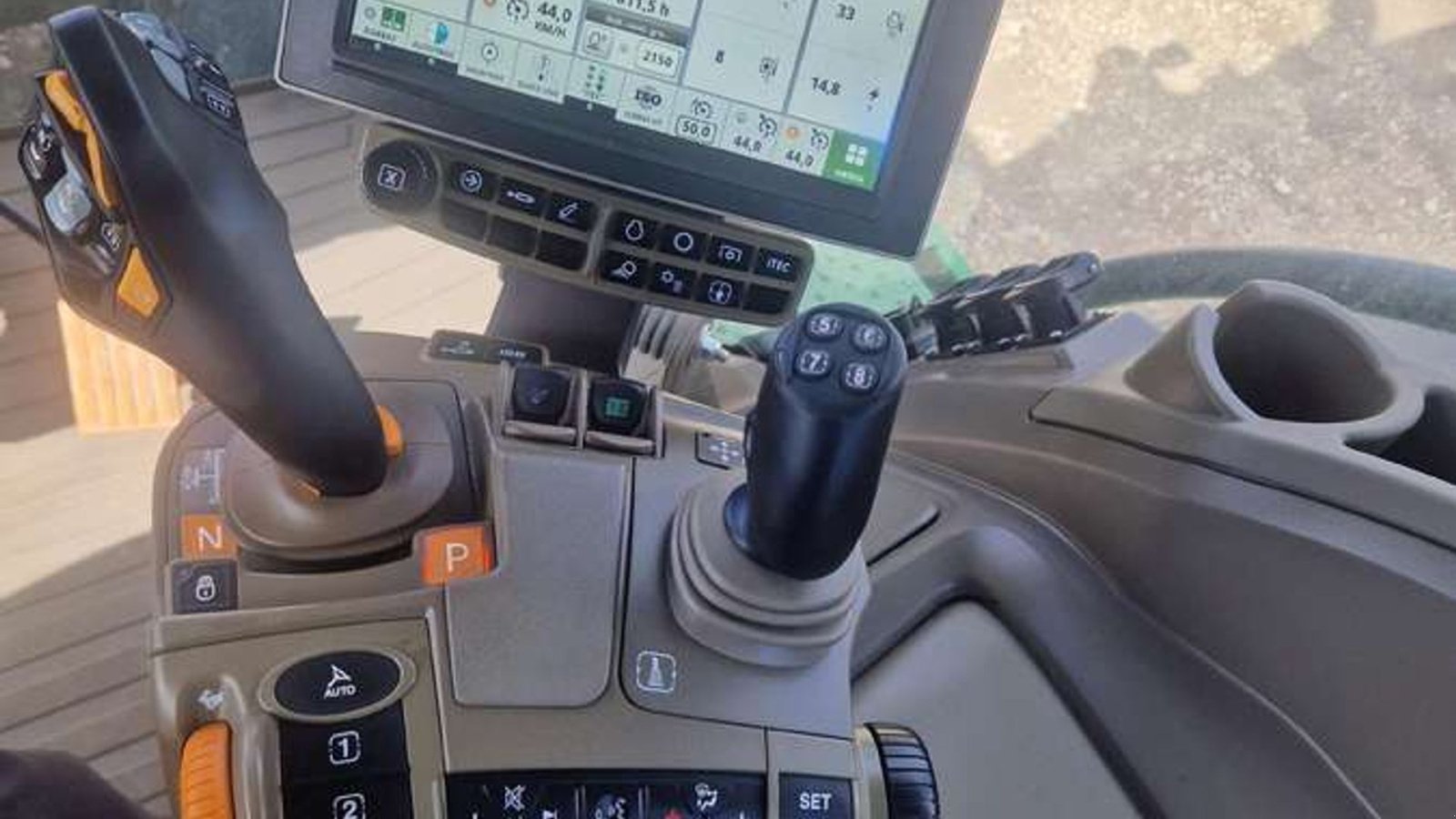 Traktor of the type John Deere 8R280 Masser af udstyr. Kun 820 timer., Gebrauchtmaschine in Kolding (Picture 8)