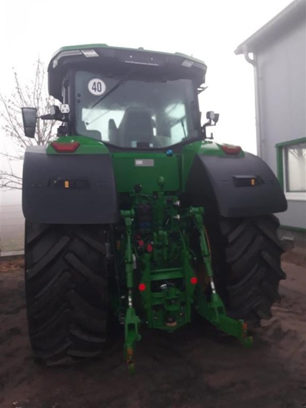 Traktor от тип John Deere 8R340 Kun 350 Timer! Active Seat. GPS. StarFire. RTK. Signature Edition. Ultimate pakker., Gebrauchtmaschine в Kolding (Снимка 4)