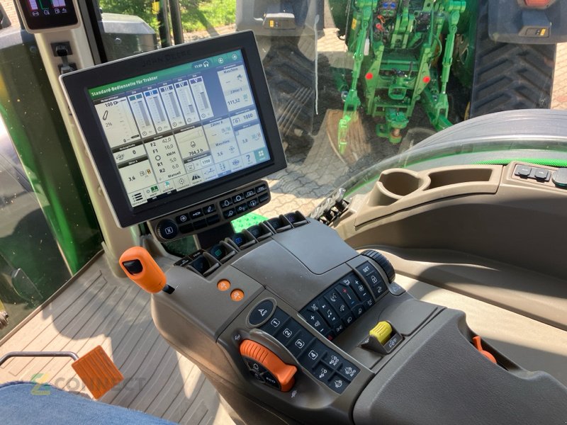 Traktor Türe ait John Deere 8R340 mit e23/ PowerGard bis 04/2027, Gebrauchtmaschine içinde Jahnatal (resim 11)