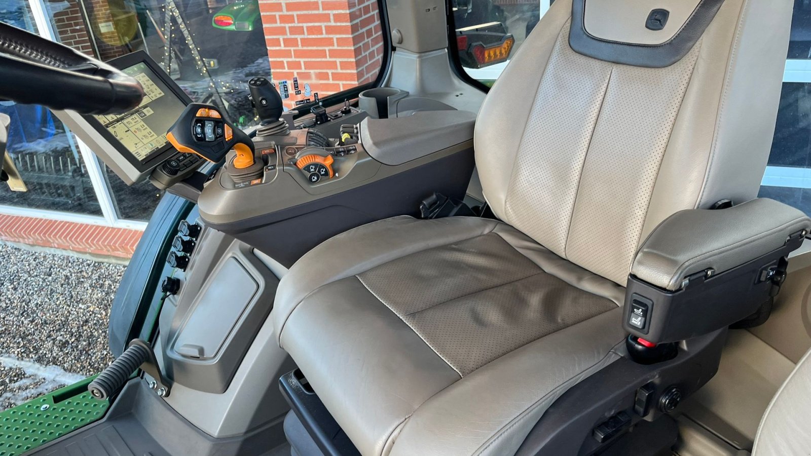 Traktor Türe ait John Deere 8R340 Signature Edition, Gebrauchtmaschine içinde Nørager (resim 4)