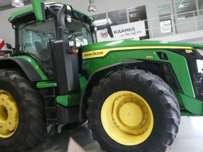 Traktor tipa John Deere 8R370 Premium Edition. 900/60R42 Dæk og hjulvægte . ., Gebrauchtmaschine u Kolding (Slika 1)