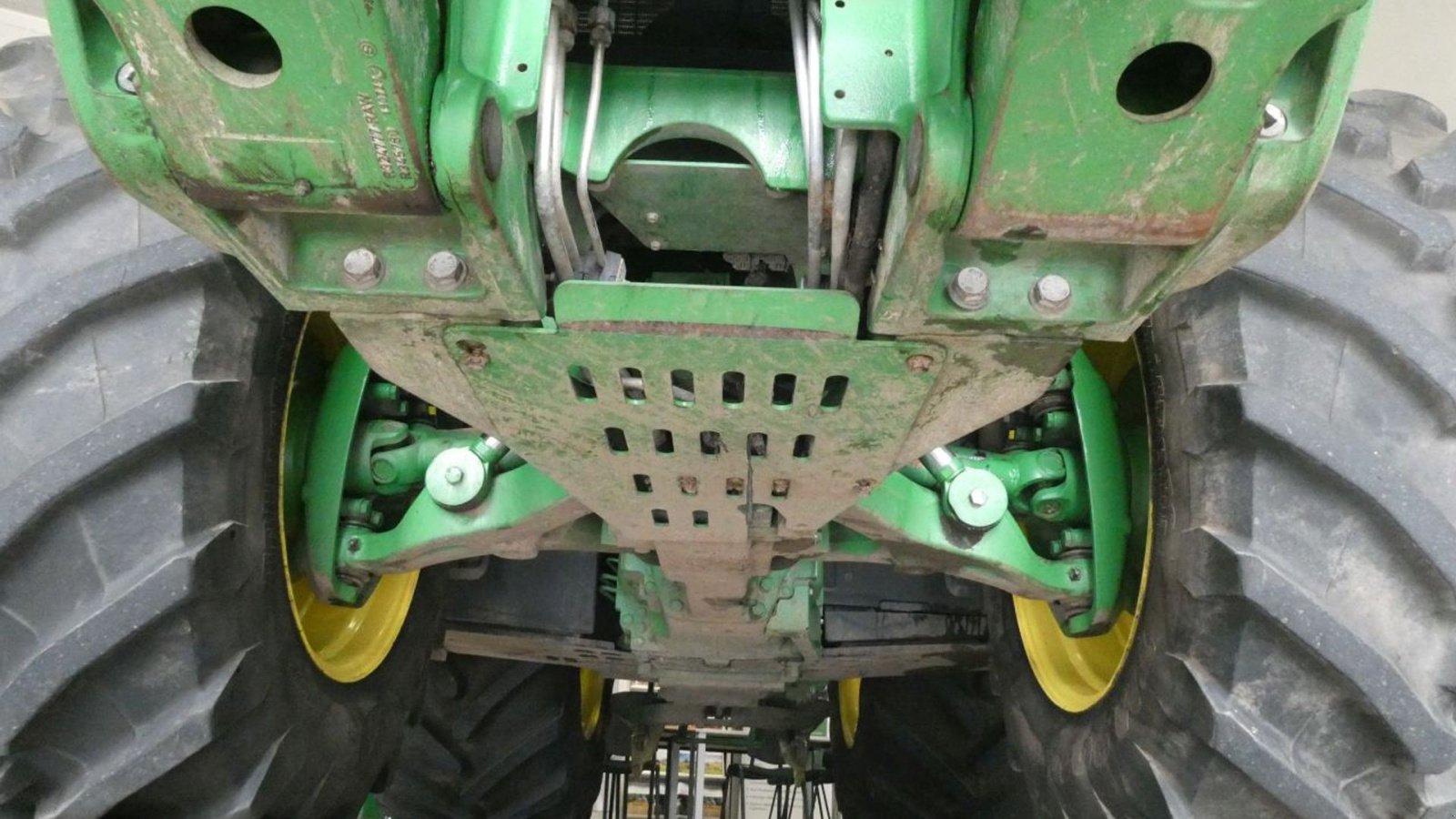 Traktor des Typs John Deere 8R370 Premium Edition. 900/60R42 Dæk og hjulvægte . ., Gebrauchtmaschine in Kolding (Bild 18)