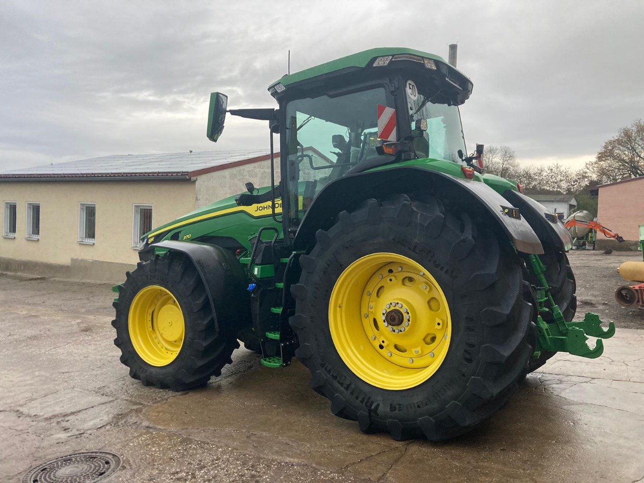 Traktor del tipo John Deere 8R370, Gebrauchtmaschine en Warszawa (Imagen 2)