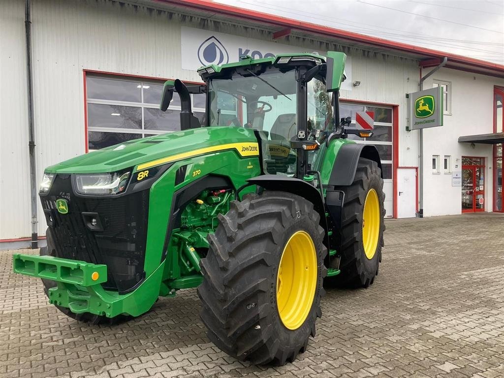 Traktor от тип John Deere 8R370, Gebrauchtmaschine в Kolding (Снимка 2)