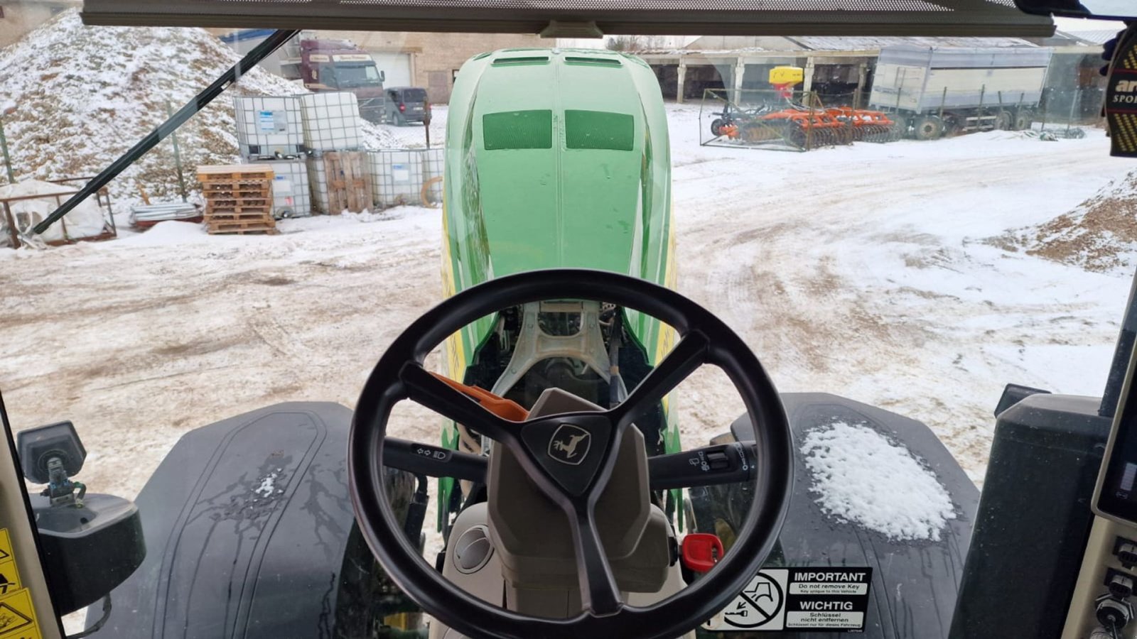 Traktor типа John Deere 8R370, Gebrauchtmaschine в Kaunas (Фотография 11)