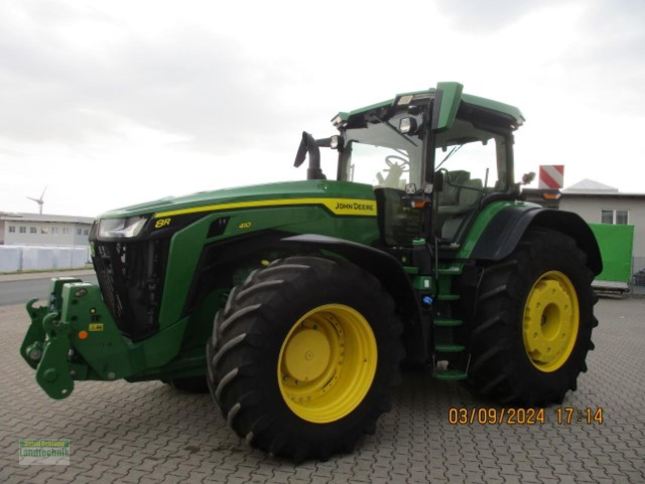 Traktor типа John Deere 8R410 EIVT, Gebrauchtmaschine в Büren (Фотография 1)