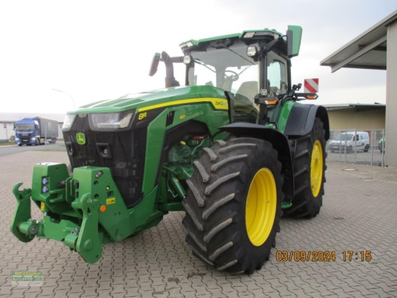 Traktor типа John Deere 8R410 EIVT, Gebrauchtmaschine в Büren (Фотография 5)