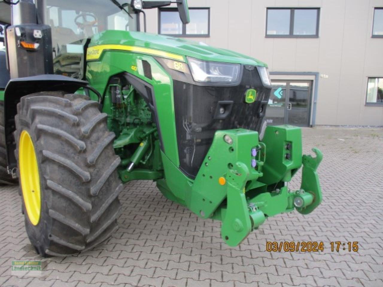 Traktor типа John Deere 8R410 EIVT, Gebrauchtmaschine в Büren (Фотография 7)
