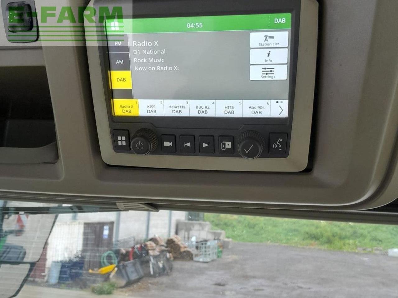 Traktor of the type John Deere 8RX 410, Gebrauchtmaschine in MICHELDEVER, WINCHESTER (Picture 10)