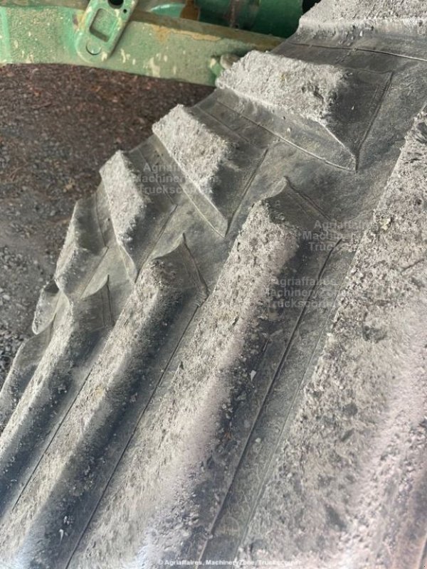 Traktor typu John Deere 8RX370, Gebrauchtmaschine v LOMBEZ (Obrázek 5)