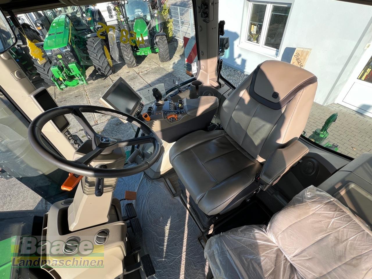Traktor van het type John Deere 8RX410 e23 Signature-Edition, Gebrauchtmaschine in Holthof (Foto 13)