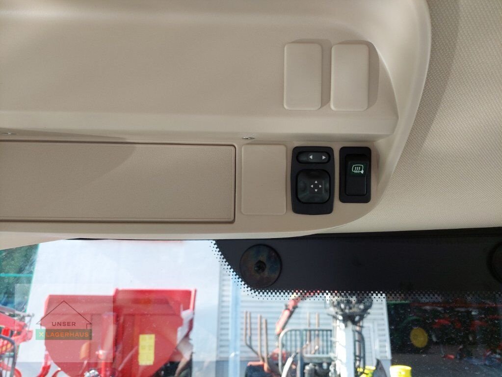 Traktor of the type John Deere ALLRADTRAKTOR 6R150, Neumaschine in Waidhofen a. d. Ybbs (Picture 5)