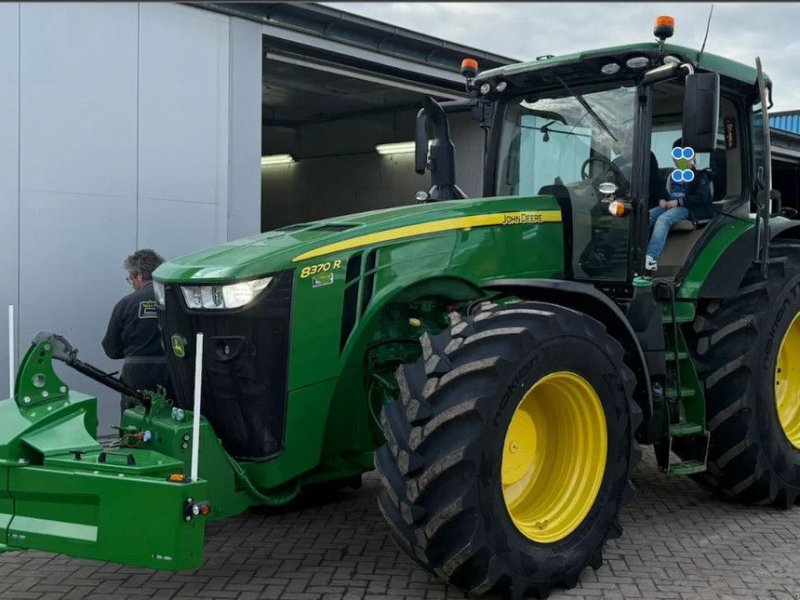 Traktor типа John Deere JD 8370 R Autopower NIEUWE BANDEN, Gebrauchtmaschine в Ruinerwold (Фотография 1)