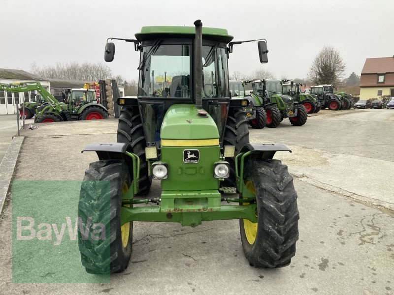 Traktor des Typs John Deere JOHN DEERE 2140, Gebrauchtmaschine in Dinkelsbühl (Bild 3)