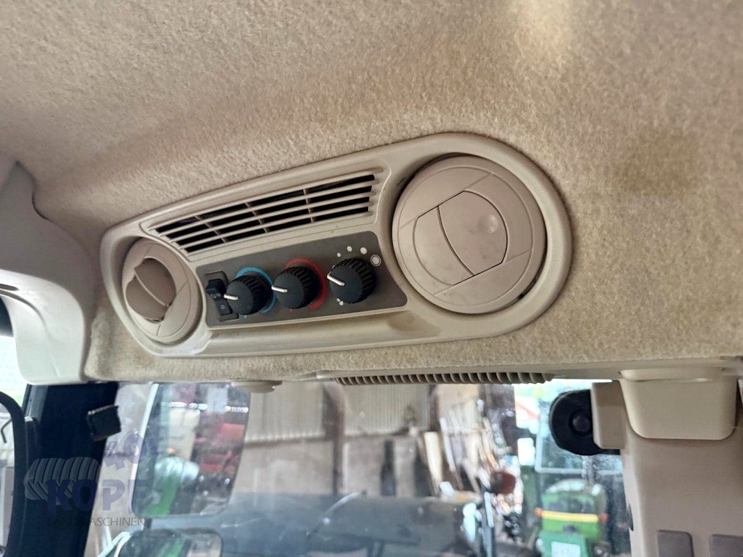 Traktor des Typs John Deere John Deere 5100R , Spur 1,6m, GPS Frontlader Allrad, Gebrauchtmaschine in Schutterzell (Bild 8)