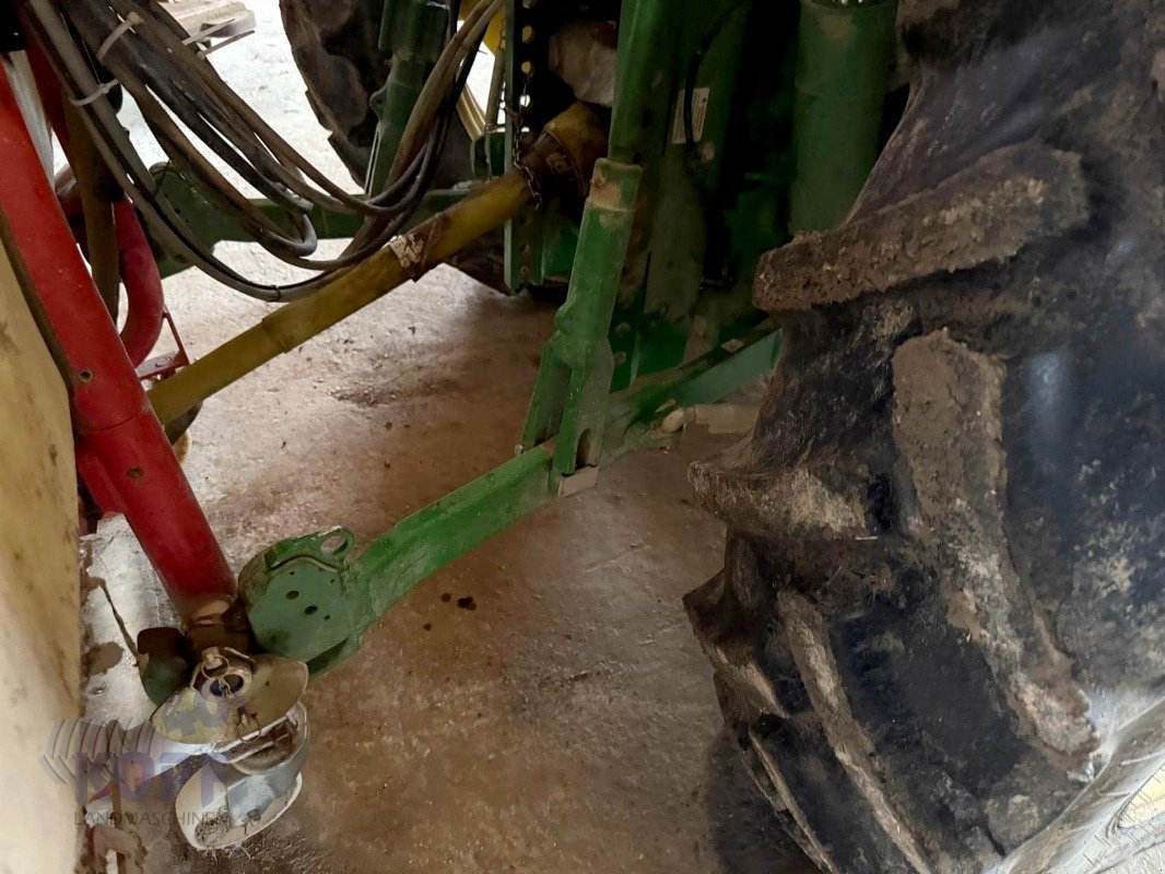 Traktor des Typs John Deere John Deere 5100R , Spur 1,6m, GPS Frontlader Allrad, Gebrauchtmaschine in Schutterzell (Bild 11)