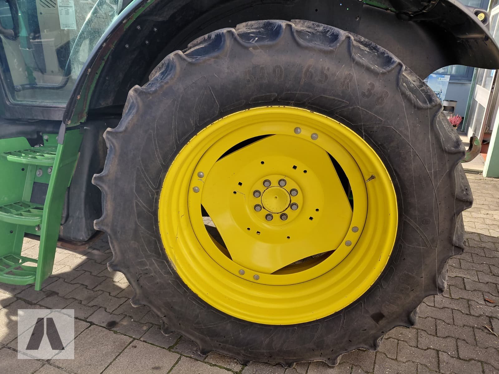 Traktor Türe ait John Deere John Deere 6110R 6110 R AutoQuad EcoPlus, Gebrauchtmaschine içinde Regensburg (resim 9)